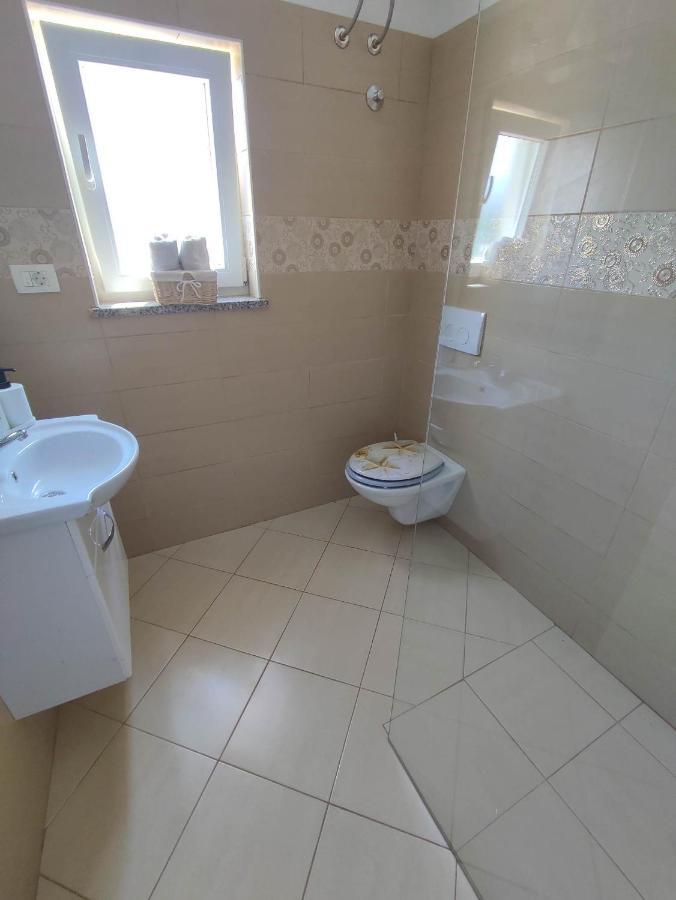 Three Lions Apartment Number 2 بولا المظهر الخارجي الصورة